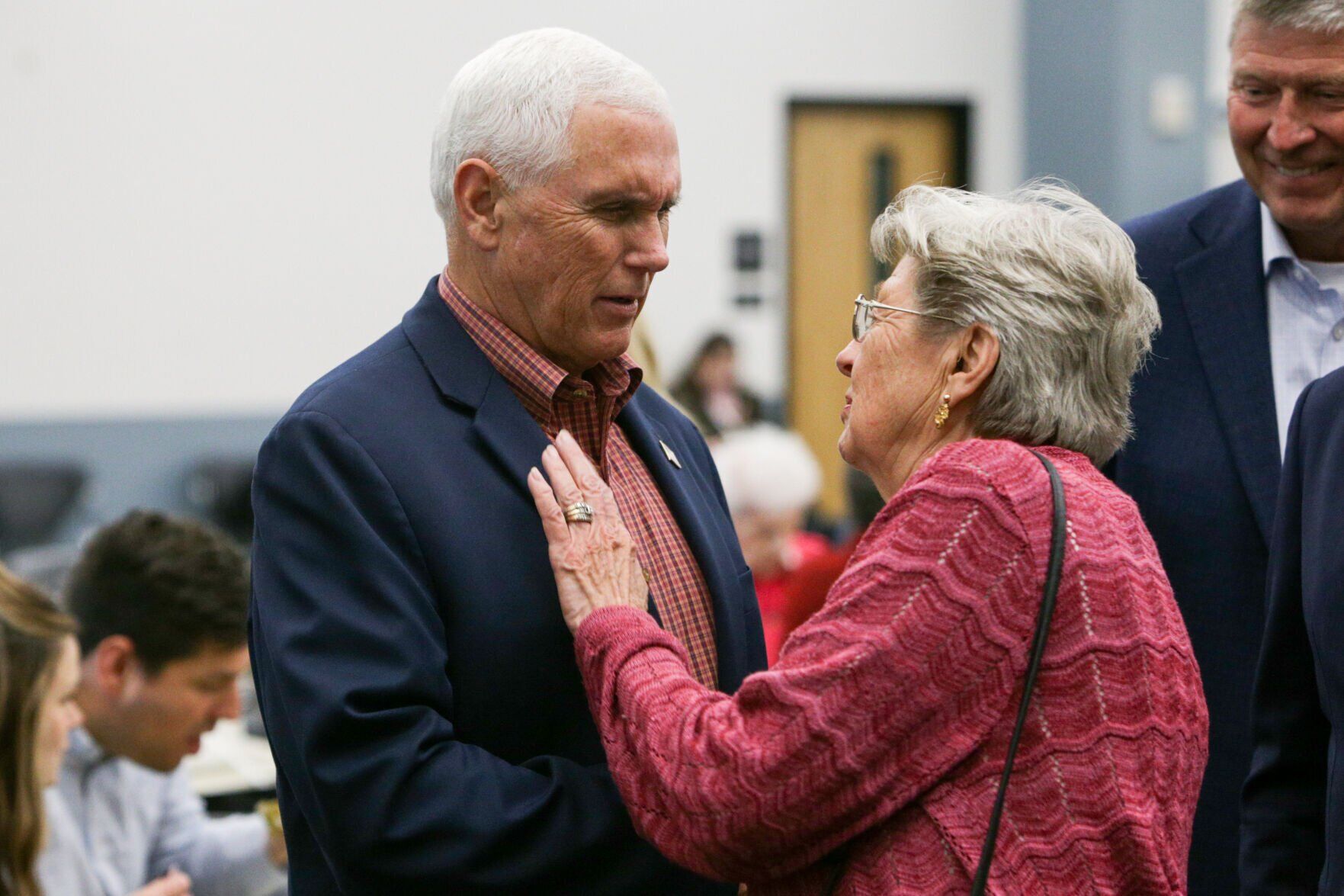 092922-qc-nws-pence-10.jpg